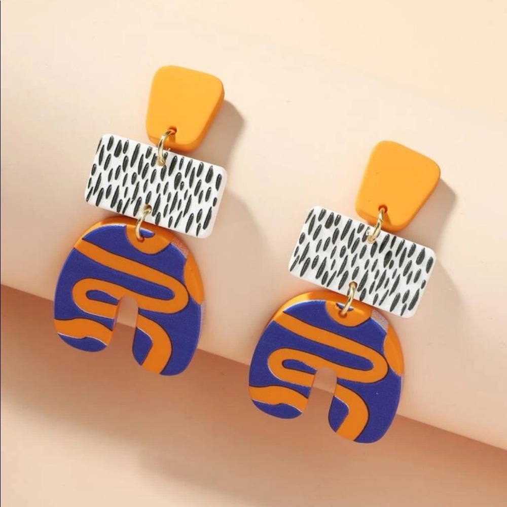 Modern Plastic Fashion Earrings